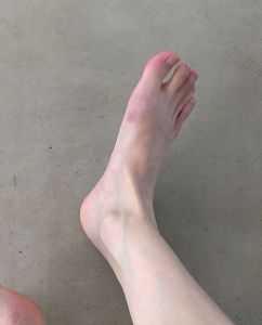 feet32-3